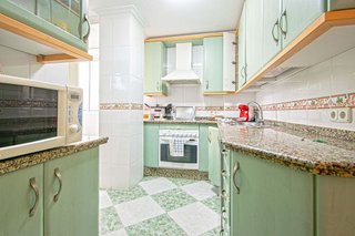 Piso en venta en Tres Huertas - El Torrejón - El Cerezo en Sevilla