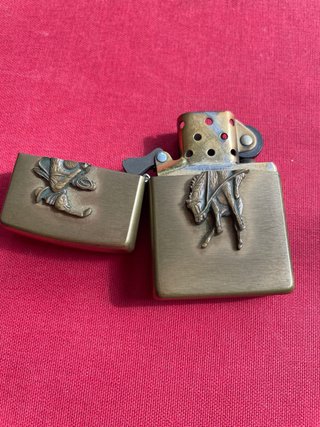 Mechero Zippo Antiguo Bronce serie Rodeo