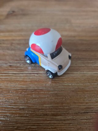 Coche Hot Wheels Toad Escala 1:64