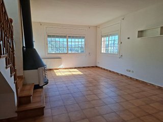 Chalet en venta en Torrelles de Llobregat
