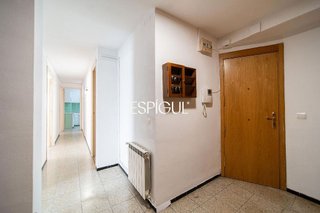 Piso en venta en Eixample Nord – La Devesa en Girona