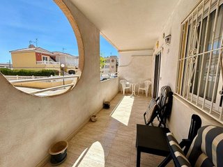 Piso en venta en La Siesta - El Salado - Torreta en Torrevieja