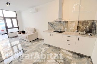 Piso en venta en Benicalap en Valencia