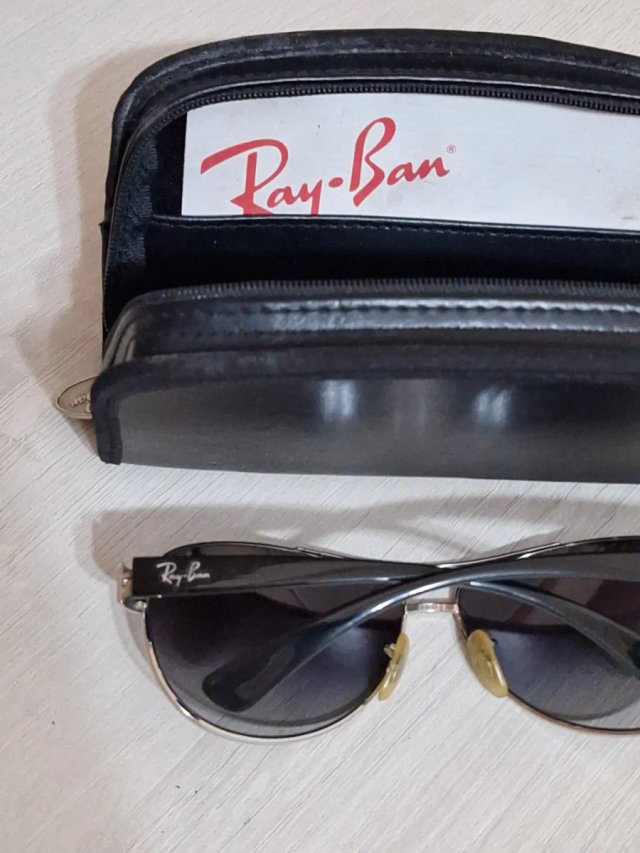 Gafas Ray-Ban con funda