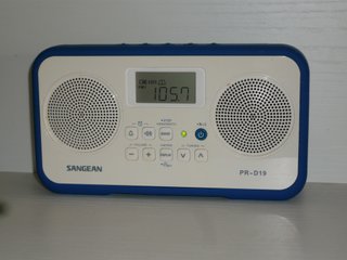 Radio Portátil Sangean PR-D19 FM/AM