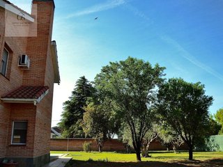 Chalet en venta en Mejorada del Campo