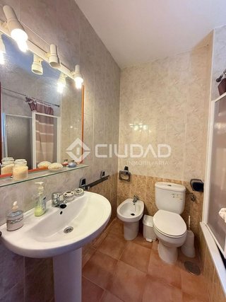Chalet en venta en Santuario - La Laguna en Chipiona