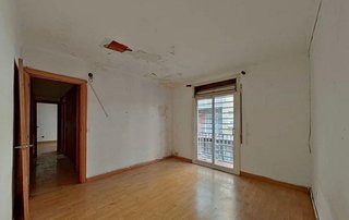 Piso en venta en Centre - Cordelles en Cerdanyola del Vallès