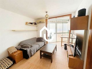 Piso en venta en Fondo en Santa Coloma de Gramanet