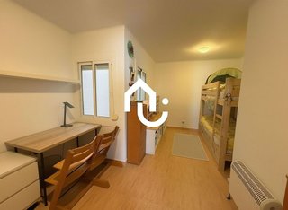 Piso en venta en Fondo en Santa Coloma de Gramanet