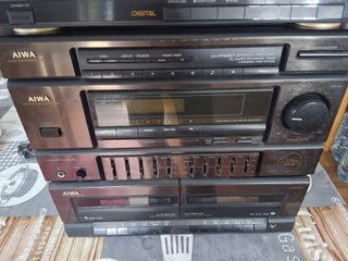 Equipo AIWA CX-56 con Tocadiscos