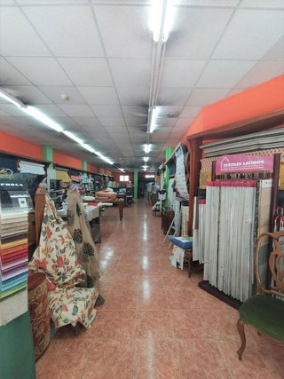 Local comercial en alquiler en Parque del Oeste - Olivares en Oviedo