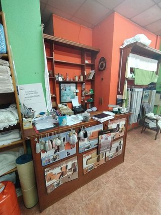 Local comercial en alquiler en Parque del Oeste - Olivares en Oviedo