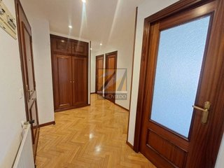 Piso en venta en Milán - Pumarín - Teatinos en Oviedo