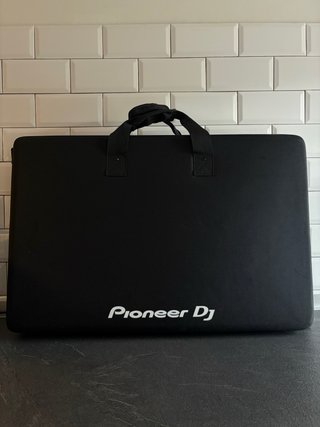 Pioneer XDJ-RX3 DJ Controller