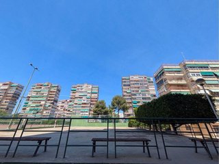 Piso en venta en Albufereta en Alicante