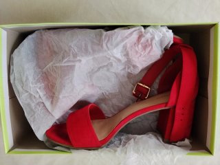 Sandalias de tacón rojas
