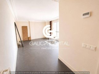 Piso en venta en Travesía de Vigo - San Xoán en Vigo