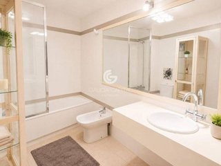 Piso en venta en Travesía de Vigo - San Xoán en Vigo