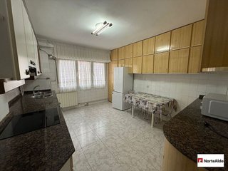 Piso en venta en Centro - Desierto - Arrontegi en Barakaldo