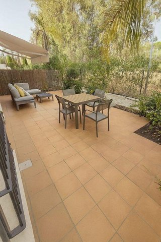 Piso en venta en Los Naranjos - Las Brisas en Marbella