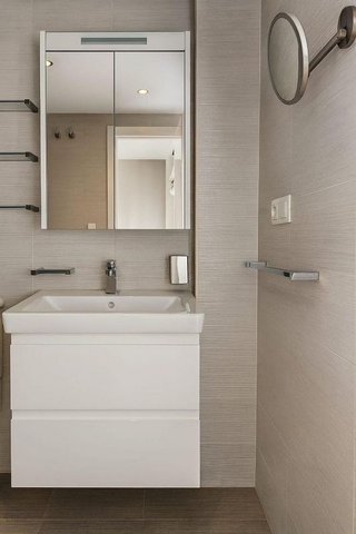 Piso en venta en Los Naranjos - Las Brisas en Marbella
