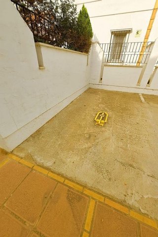 Piso en venta en Los Naranjos - Las Brisas en Marbella