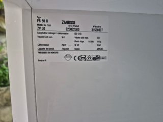 Congelador pequeño Zanussi