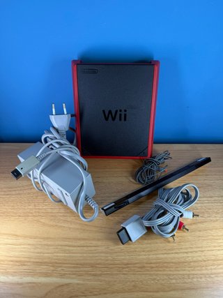 Nintendo Wii Rossa