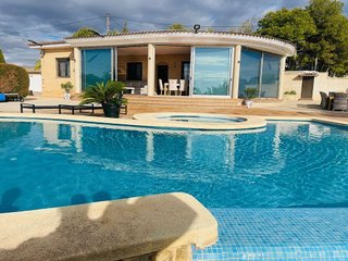 Chalet en venta en Crevillent