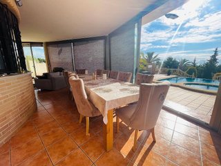 Chalet en venta en Crevillent