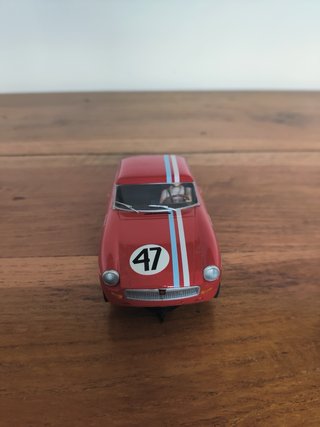 Slot scalextric 1/32 MGB 1964 Sebring número 47