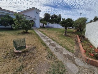 Chalet en venta en La Granja-La Colina-Los Pastores en Algeciras