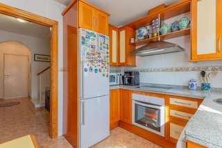 Casa adosada en venta en Cúllar Vega