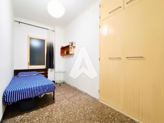 Piso en venta en El Castell-Poble Vell en Castelldefels