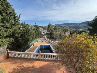 Chalet en venta en Vallirana