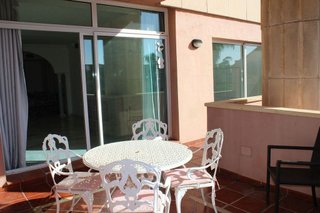 Piso en venta en Los Naranjos - Las Brisas en Marbella