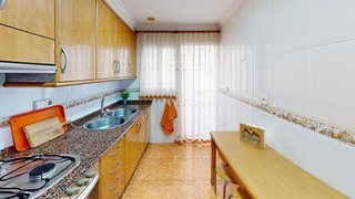Piso en venta en Zona Campus Universitario en Burjassot
