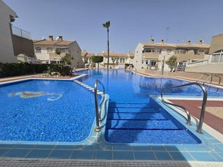 Casa adosada en venta en Playa de los Locos en Torrevieja