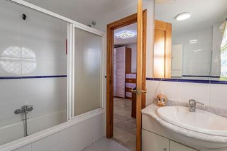 Chalet en venta en Crta. De la Sierra en Granada