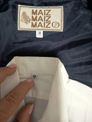 Traje comunión niño azul y oro.talla 8