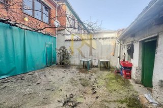 Chalet en venta en Santa María de Ordás