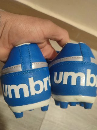 Botas de fútbol Umbro Talla 43
