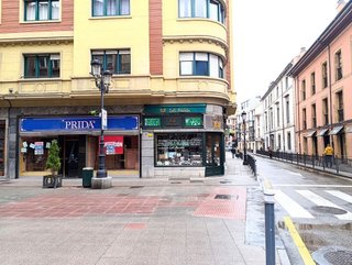 Local comercial en alquiler en Santo Domingo en Oviedo