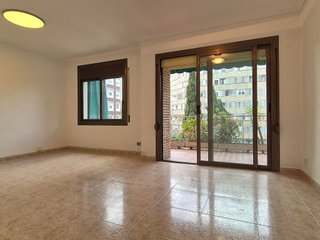 Piso en venta en La Nova Esquerra de l'Eixample en Barcelona