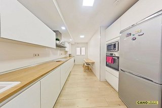 Piso en venta en Los Molinos - Villa Blanca en Almería