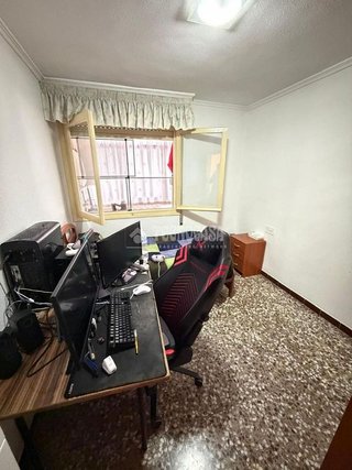 Piso en venta en Florida Alta en Alicante