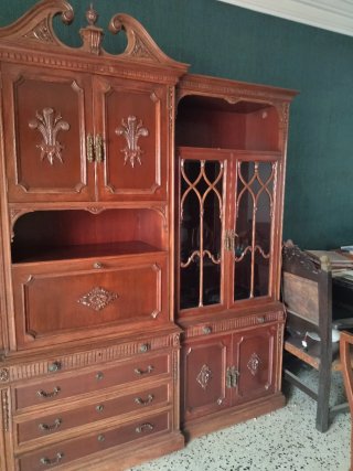 Mueble de comedor/salón de madera
