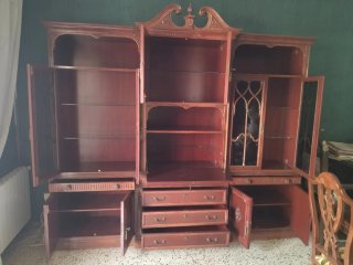Mueble de comedor/salón de madera