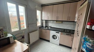Piso en venta en Universidad - Los Lirios en Logroño